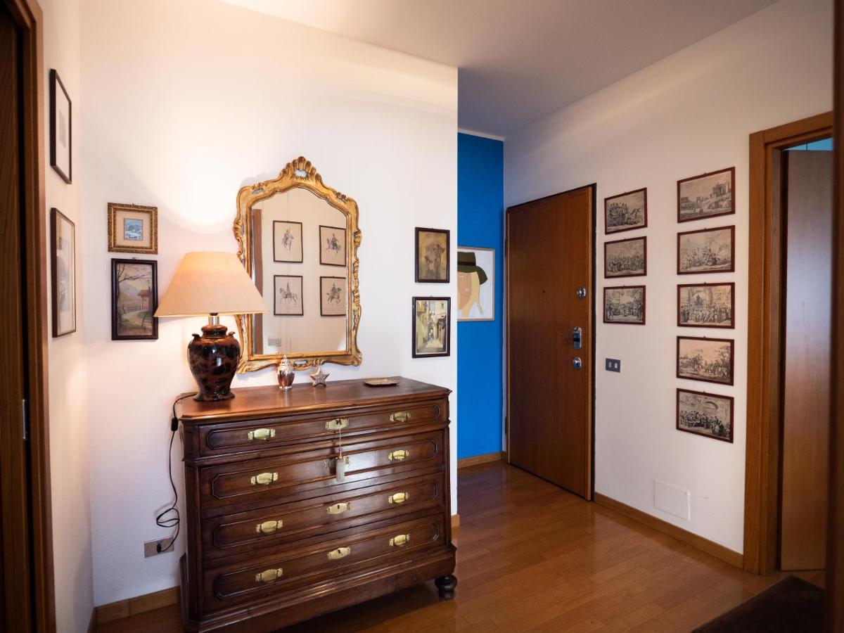 Lily House Apartment โกโม ภายนอก รูปภาพ